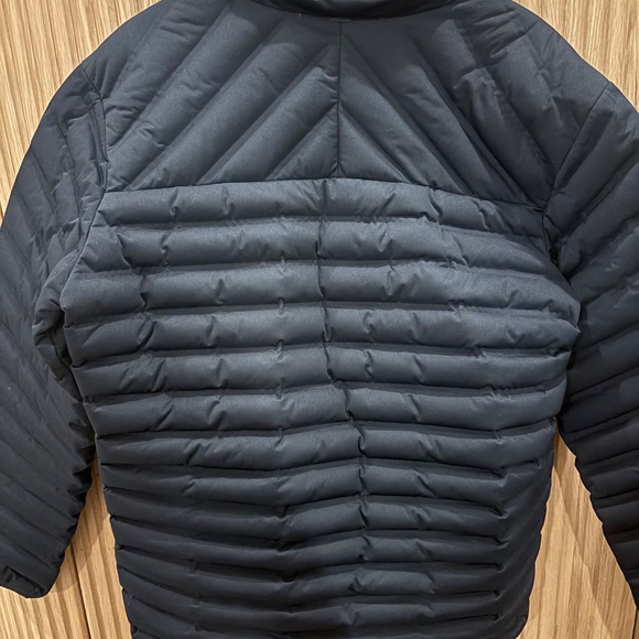 Mountain Hardwear Insulated Jacket Extra Large - Picture 2 of 4